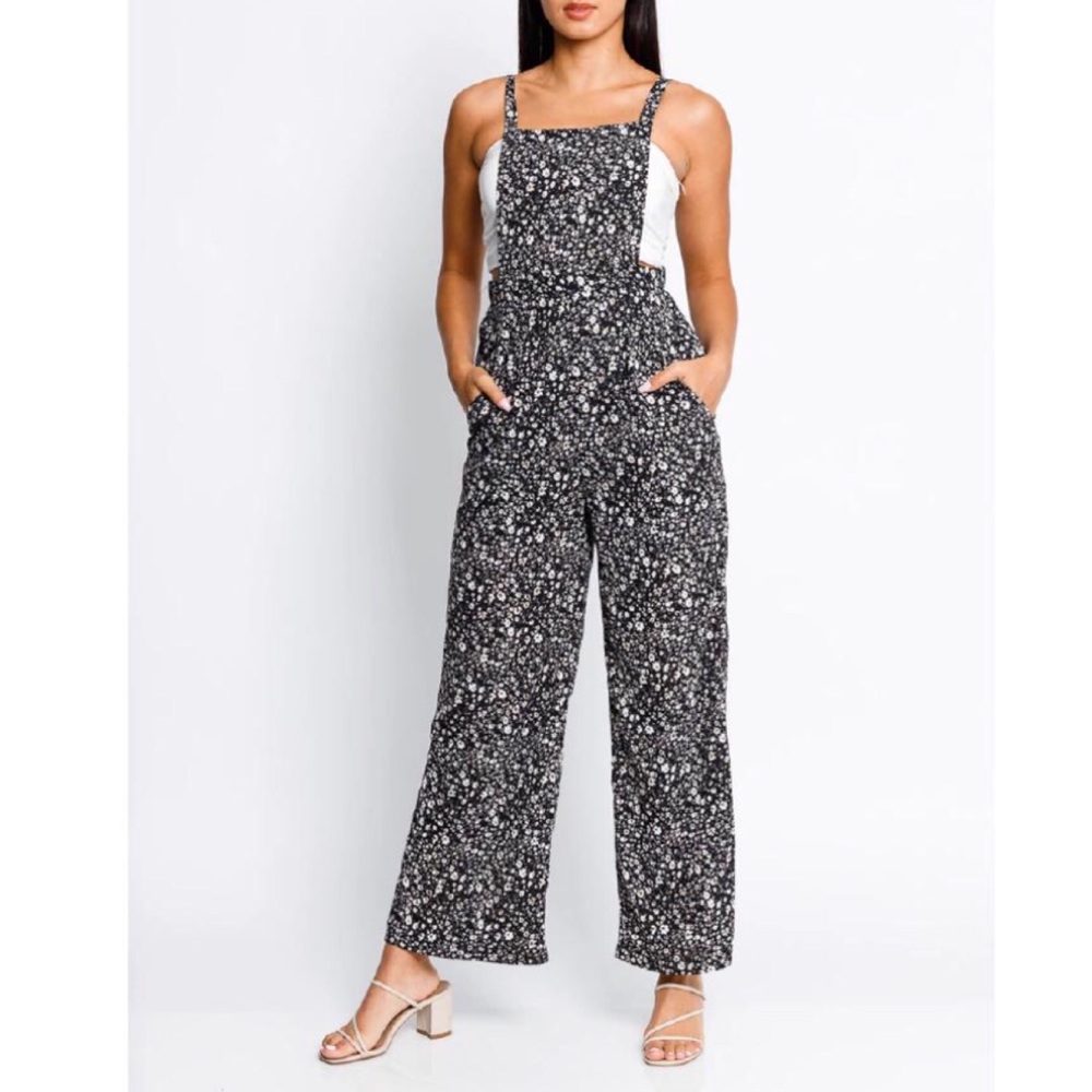 Black Floral Print Overall Jumpsuit